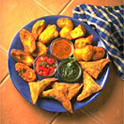 Curried-Avocado-Triangles-with-Fresh-mint-Sauce